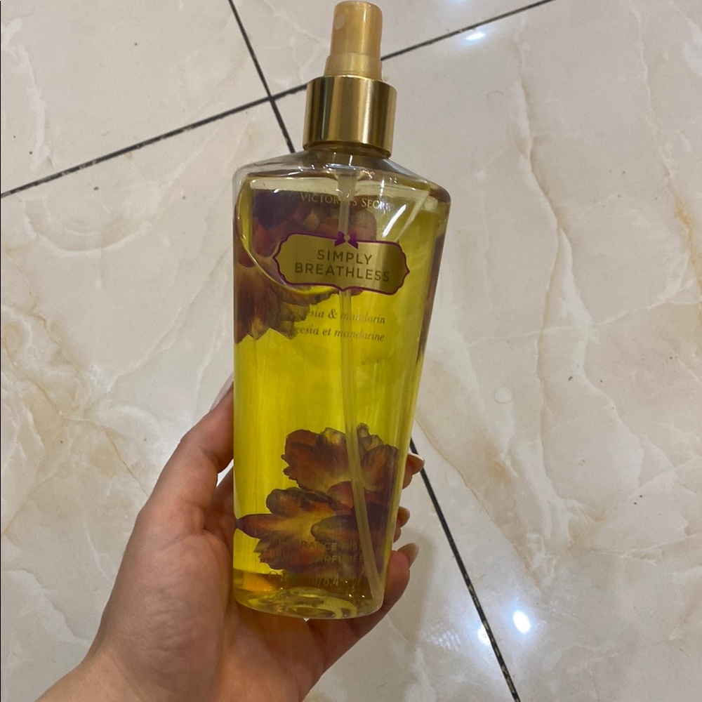 Victoria's Secret Simply Breathless Yellow Body Mist